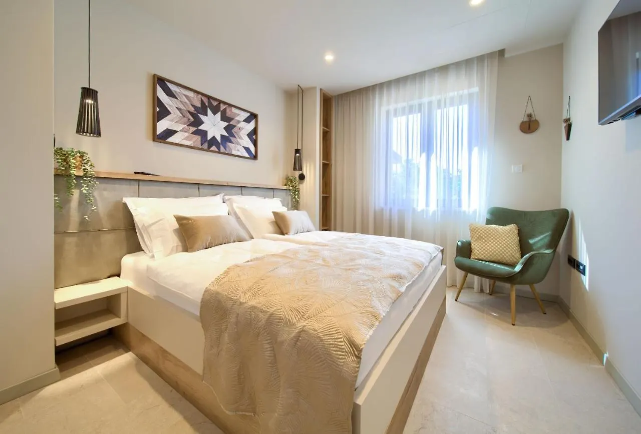 Villa Quarnaro With Heated Pool Omisalj 0*,