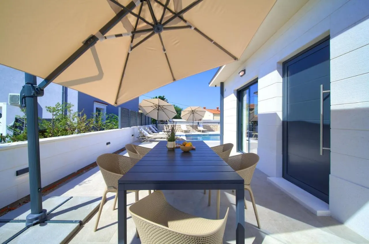 Holiday home Villa Quarnaro With Heated Pool Omisalj